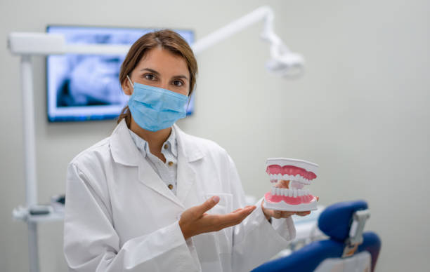 Best Emergency Tooth Extraction in Devine, TX